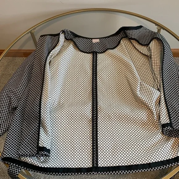 Chico’s Belted Jacket - Picture 14 of 16